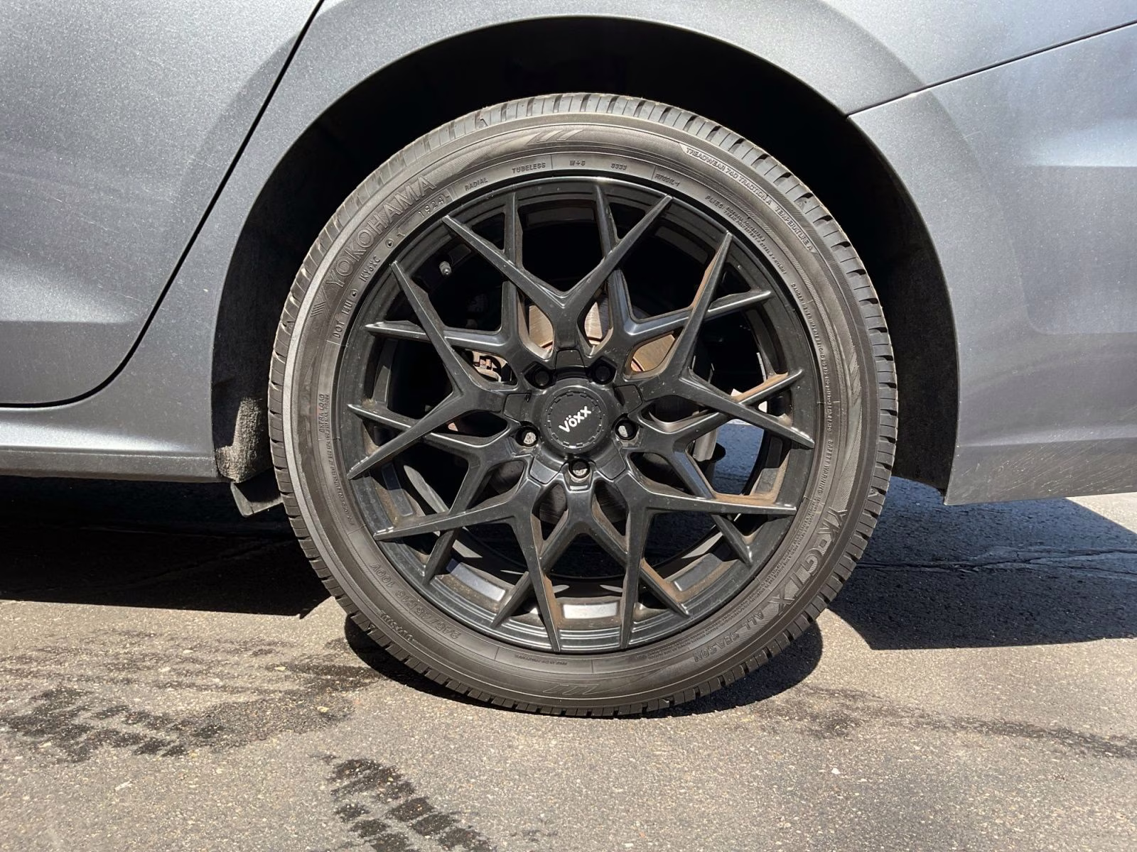 2022 Platinum Gray Metallic Volkswagen Passat 2.0T R-Line FWD Sedan