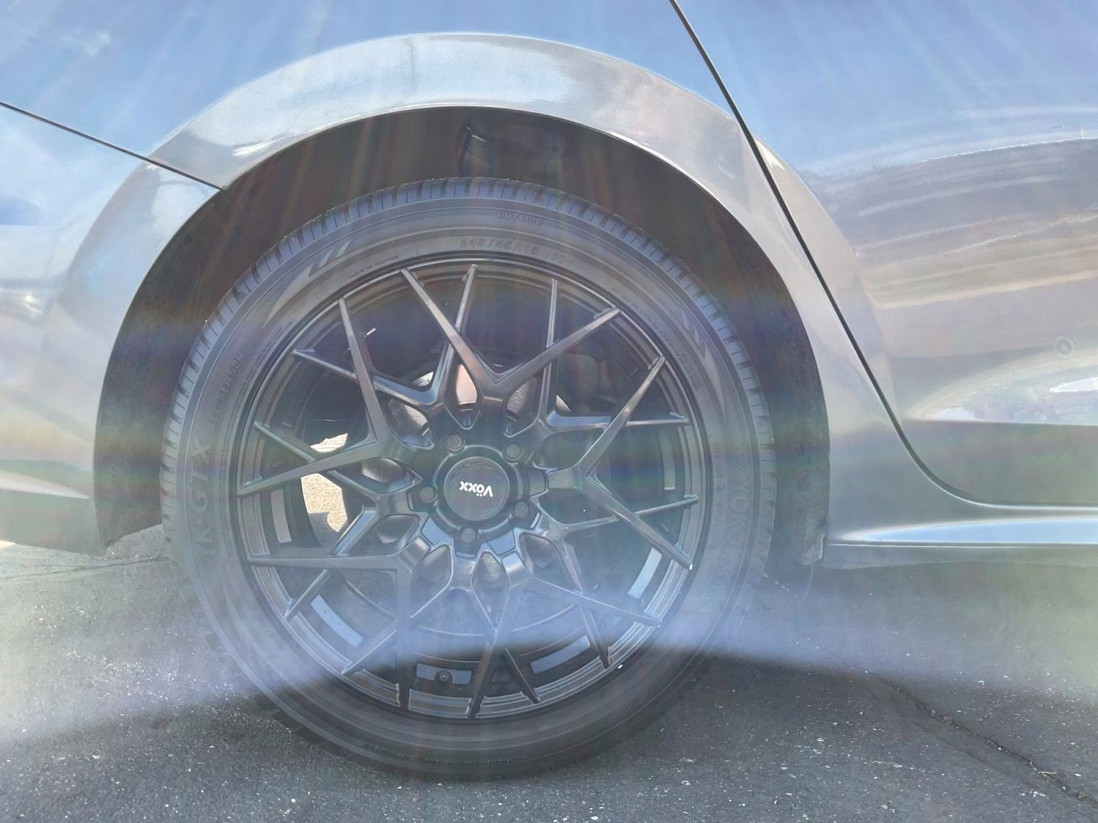 2022 Platinum Gray Metallic Volkswagen Passat 2.0T R-Line FWD Sedan