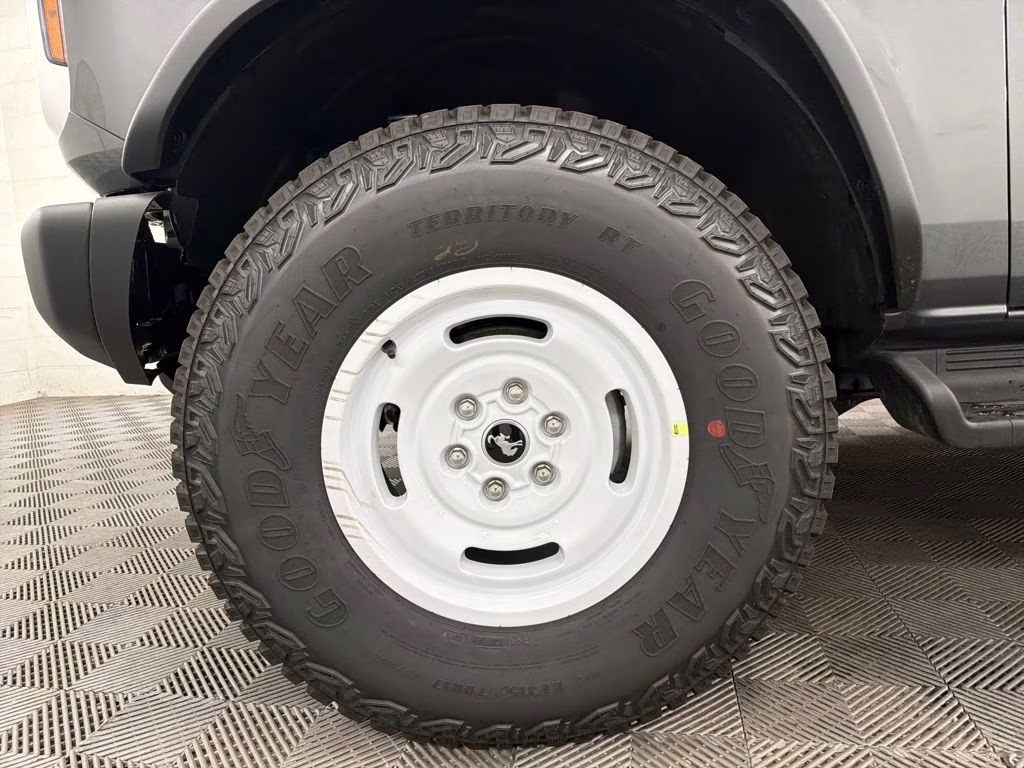 2026 CARBONIZED GRAY Ford Bronco Heritage Edition 4X4 SUV