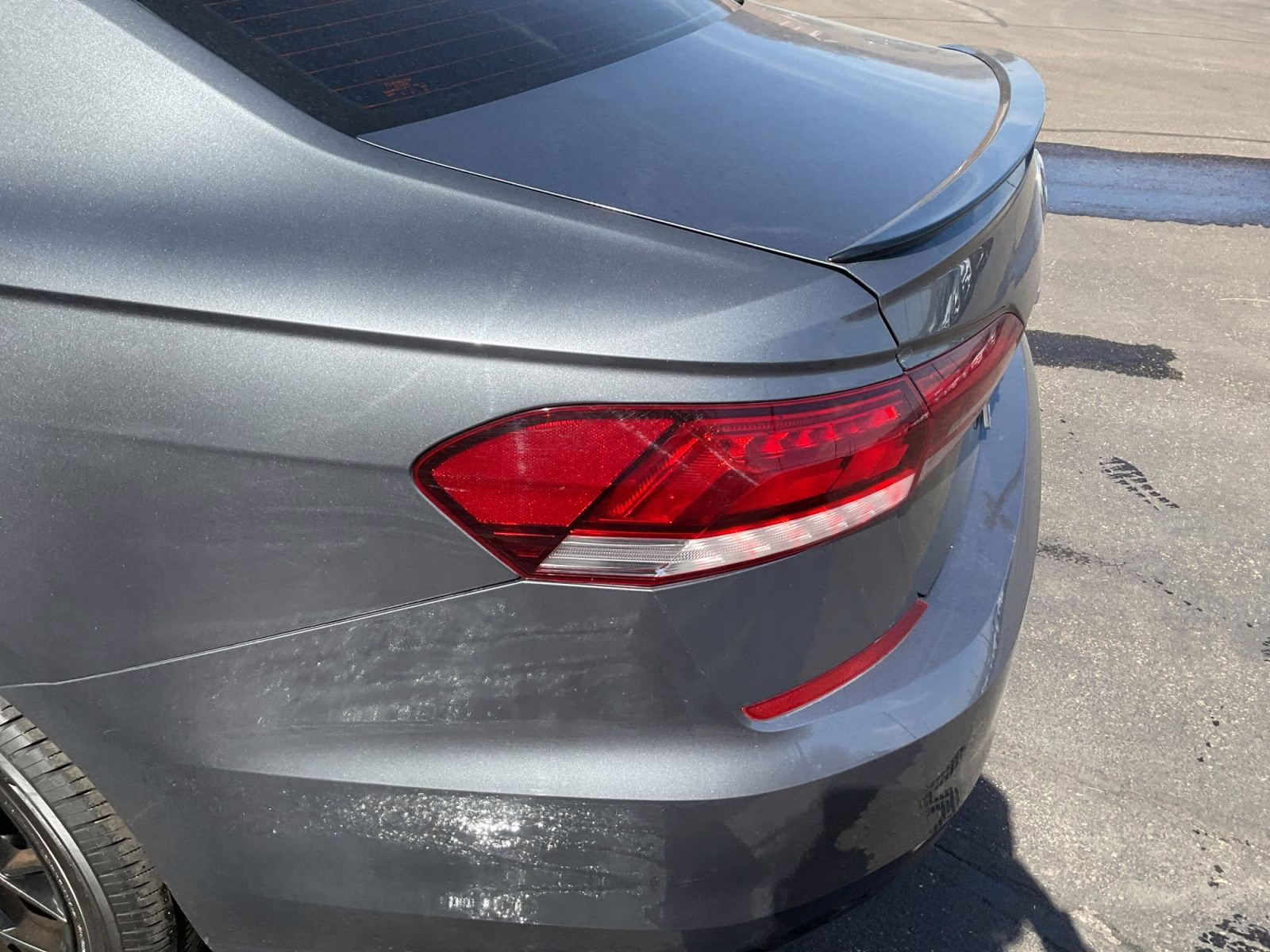 2022 Platinum Gray Metallic Volkswagen Passat 2.0T R-Line FWD Sedan