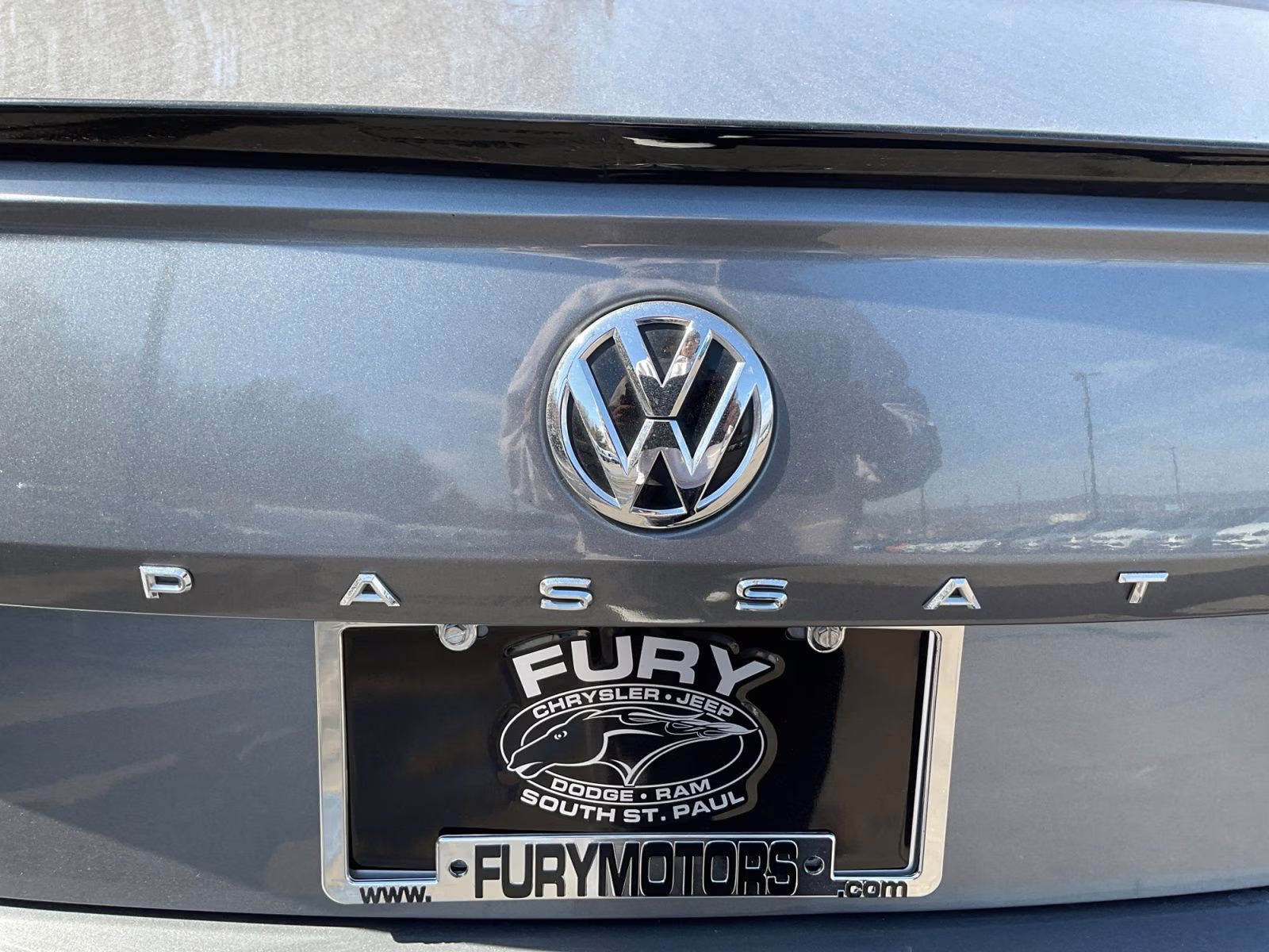 2022 Platinum Gray Metallic Volkswagen Passat 2.0T R-Line FWD Sedan