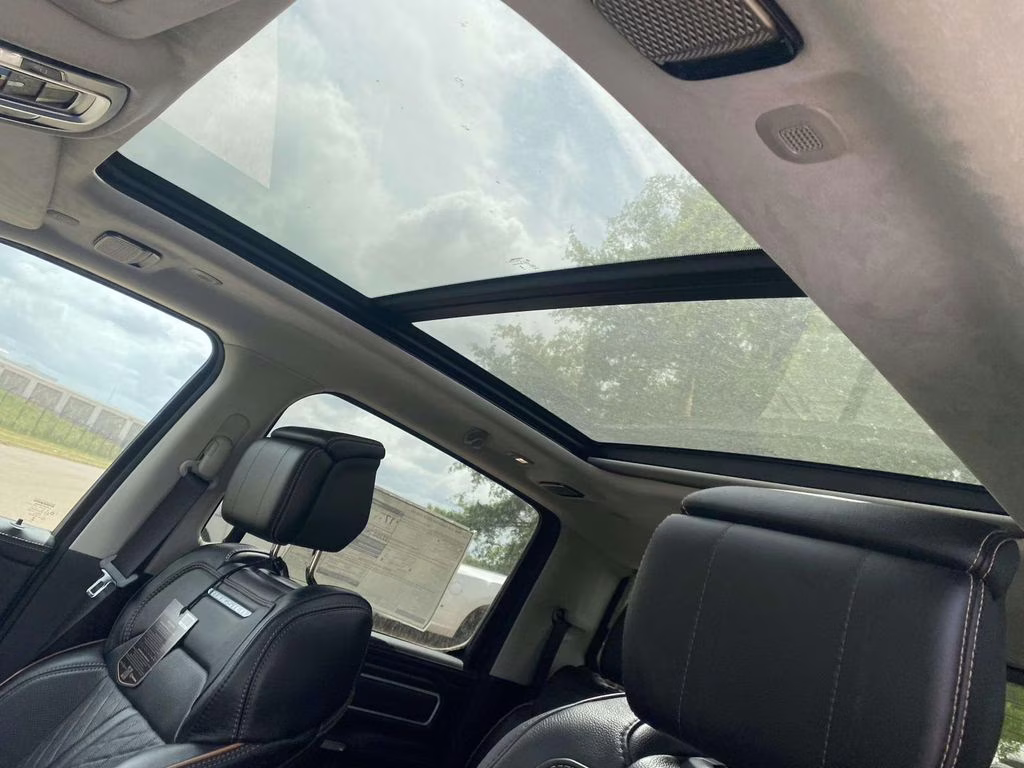 2026 Diamond Black Crystal Pearlcoat Ram 1500 Tungsten 4X4 Truck