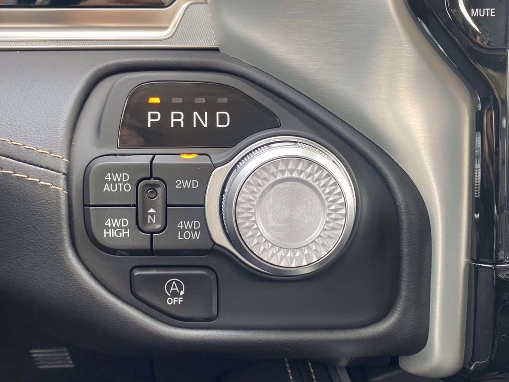 2026 Diamond Black Crystal Pearlcoat Ram 1500 Tungsten 4X4 Truck