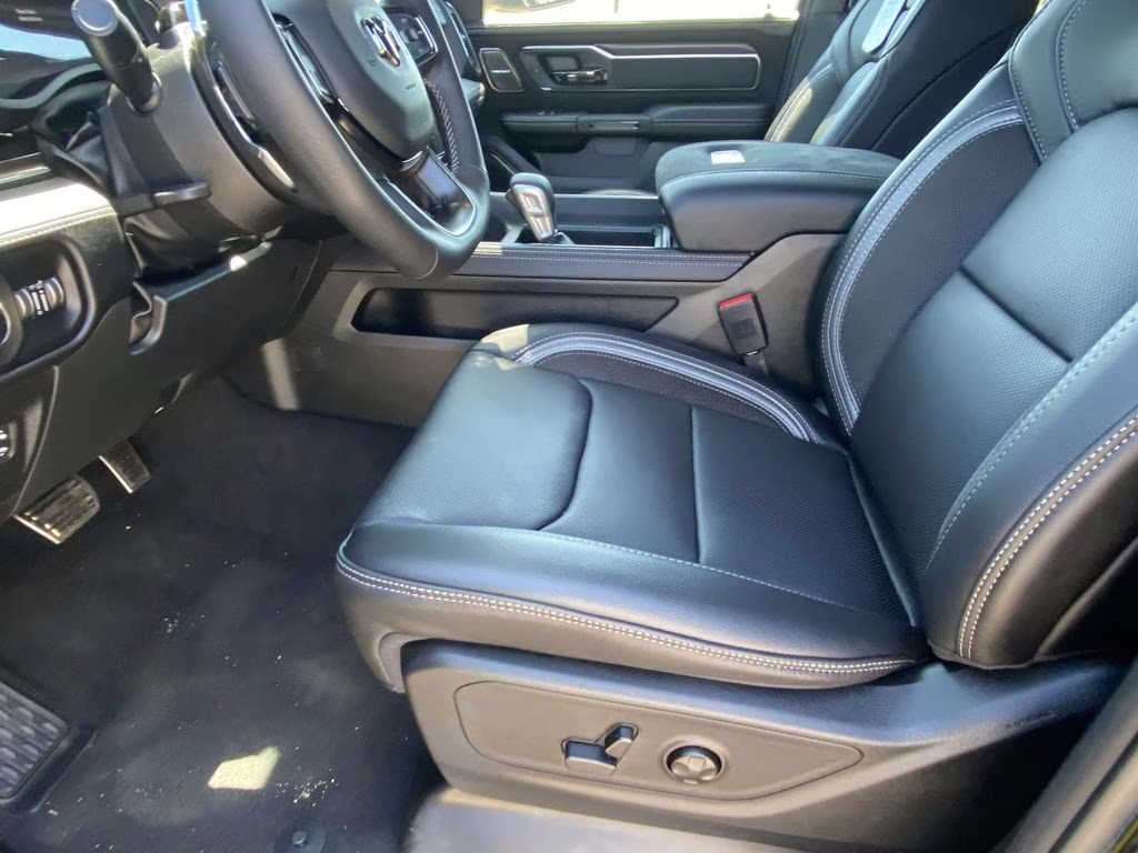 2026 Diamond Black Crystal Pearlcoat Ram 1500 RHO 4X4 Truck