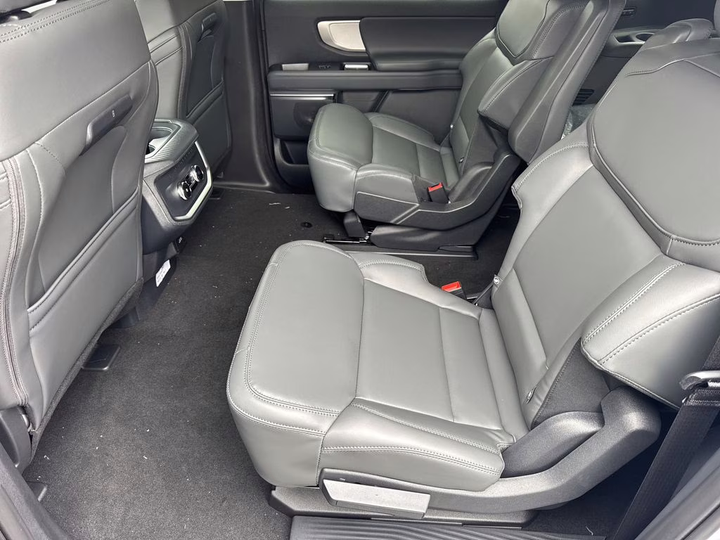 2026 Gray Metallic Ford Expedition Max Active RWD SUV