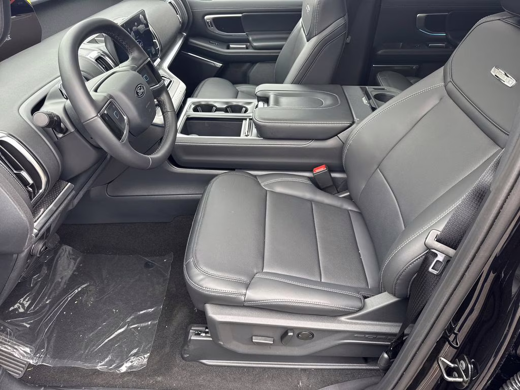 2026 Black Metallic Ford Expedition Max Platinum 4X4 SUV