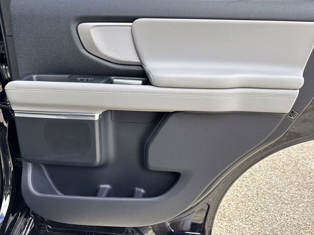 2026 Black Metallic Ford Expedition Active RWD SUV