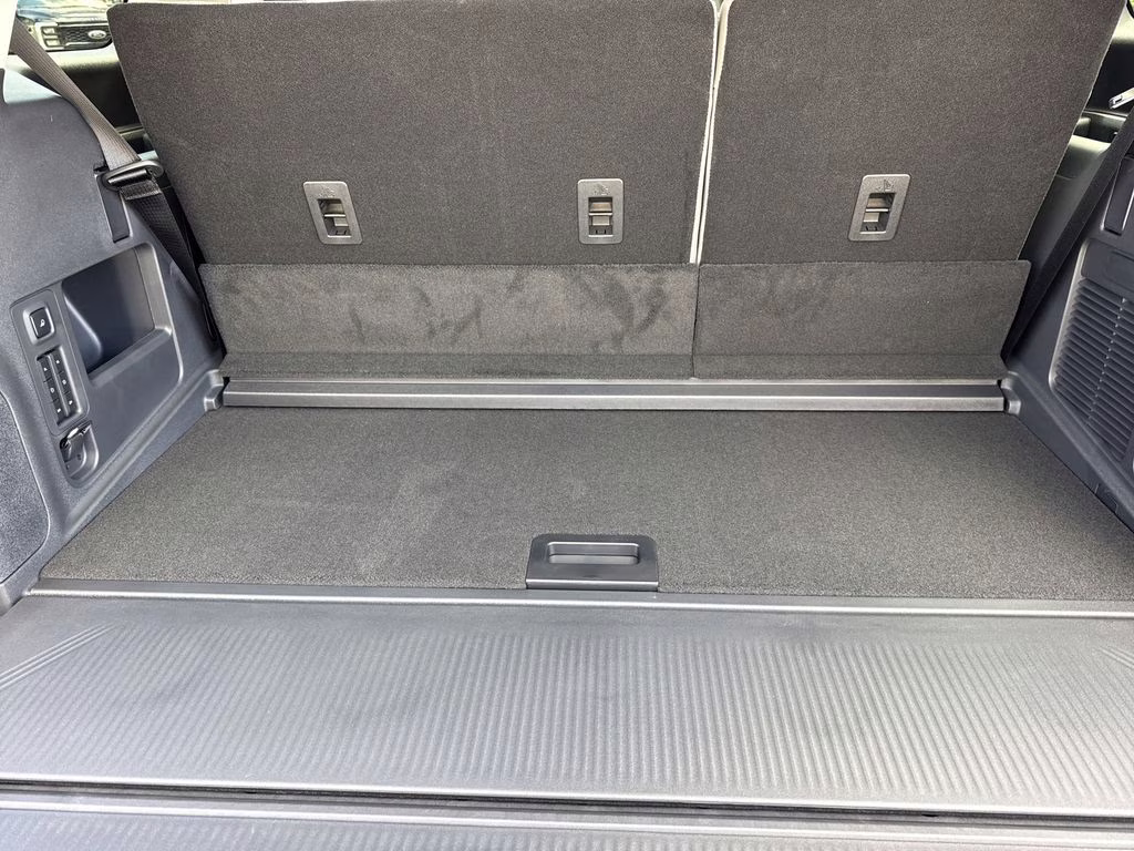 2026 Black Metallic Ford Expedition Active RWD SUV