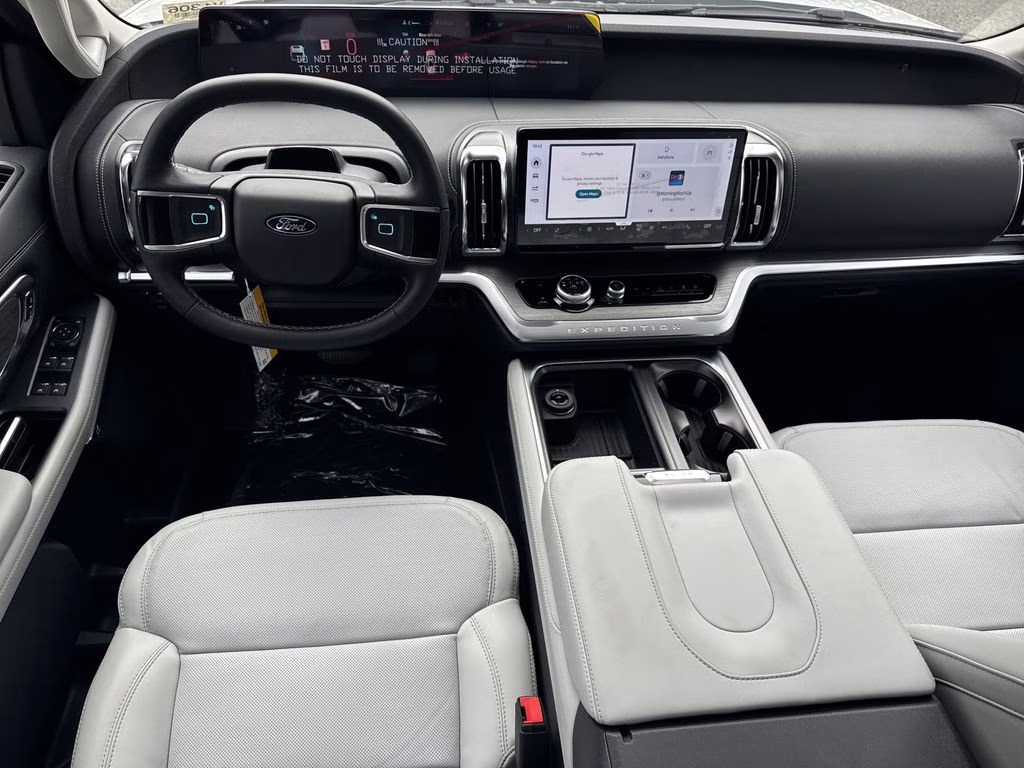 2026 White Metallic Ford Expedition Platinum 4X4 SUV