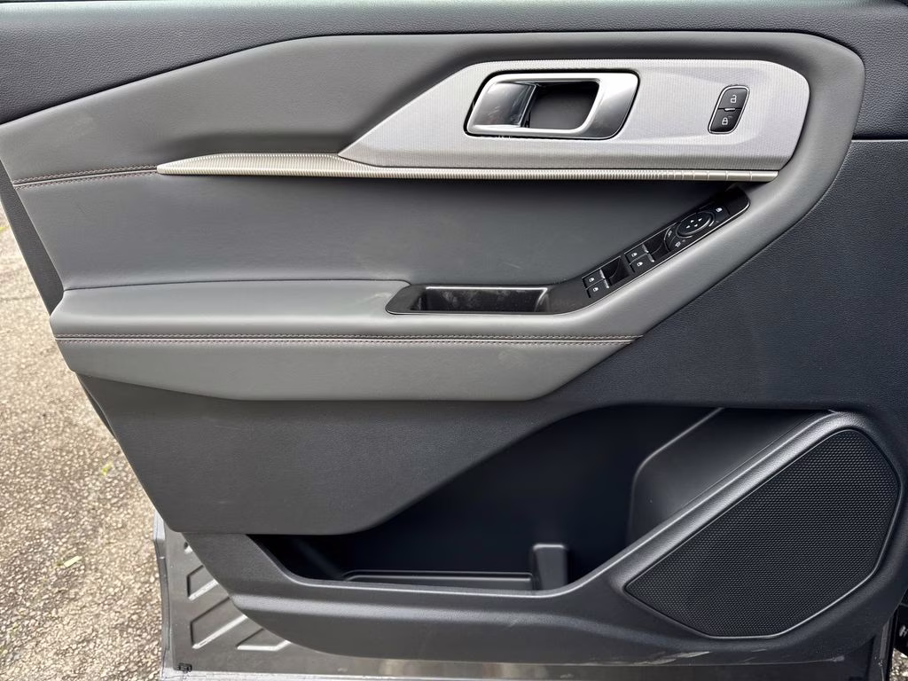 2026 Gray Metallic Ford Explorer Active RWD SUV