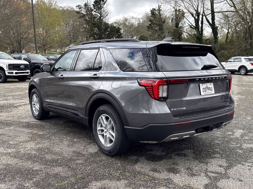 2026 Gray Metallic Ford Explorer Active RWD SUV