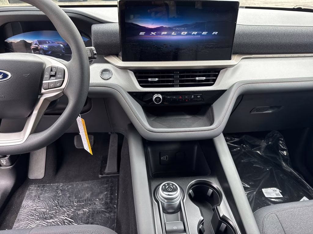 2026 White Metallic Ford Explorer Active RWD SUV