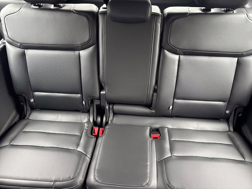 2026 Black Metallic Ford Expedition Max Platinum 4X4 SUV