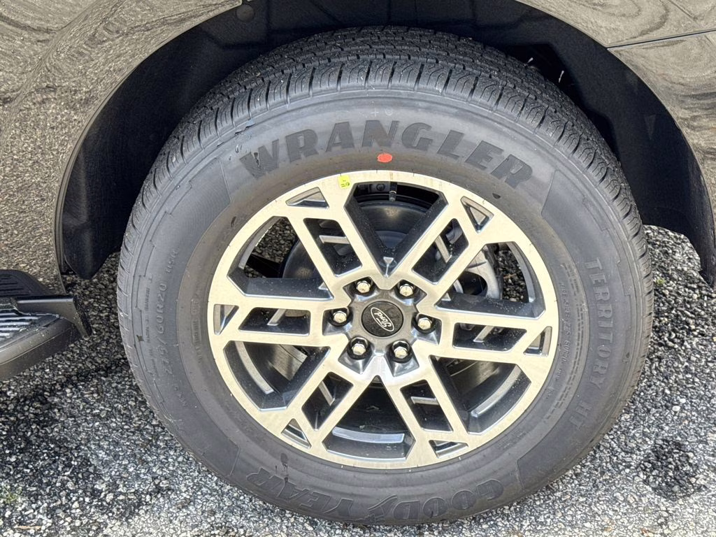 2026 Black Metallic Ford Expedition Active RWD SUV