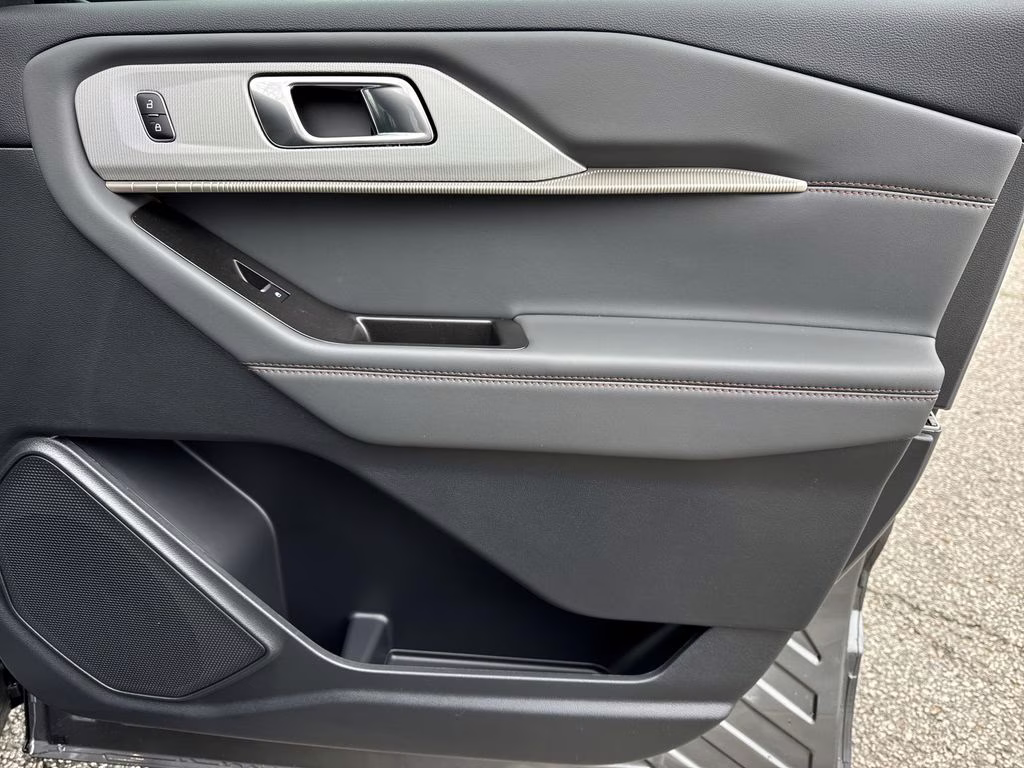 2026 Gray Metallic Ford Explorer Active RWD SUV