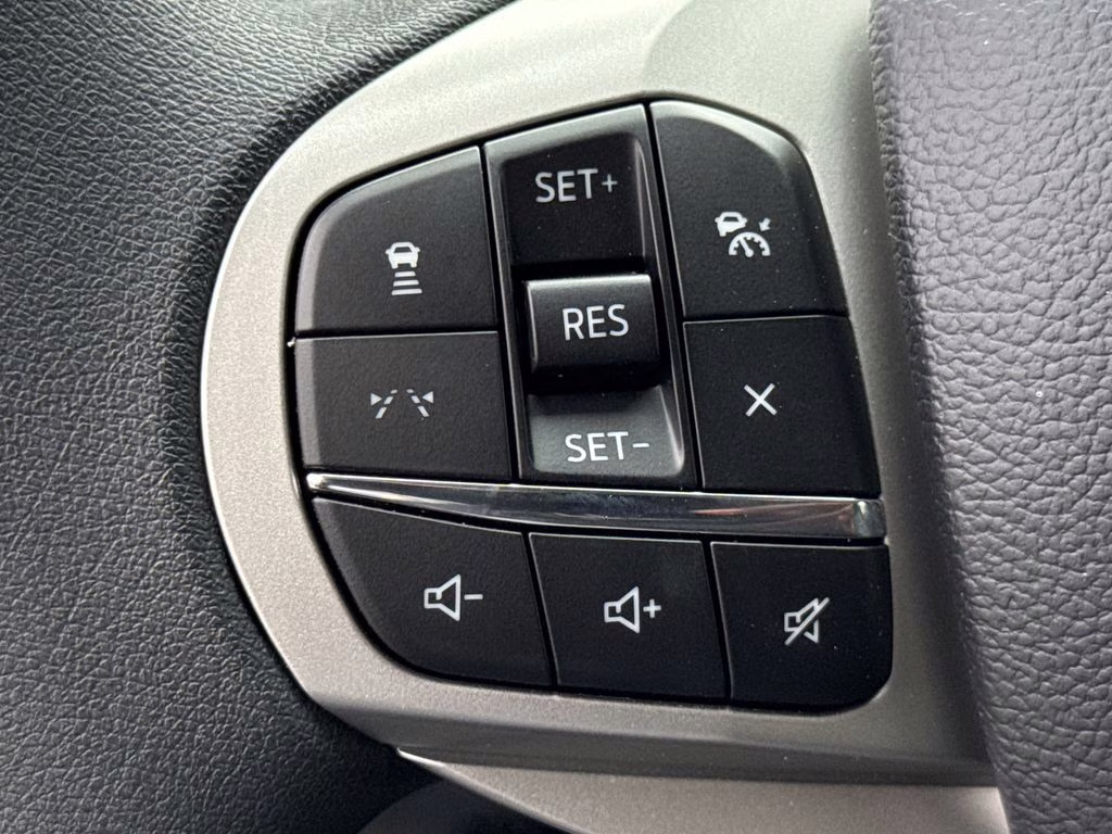 2026 White Metallic Ford Explorer Active RWD SUV