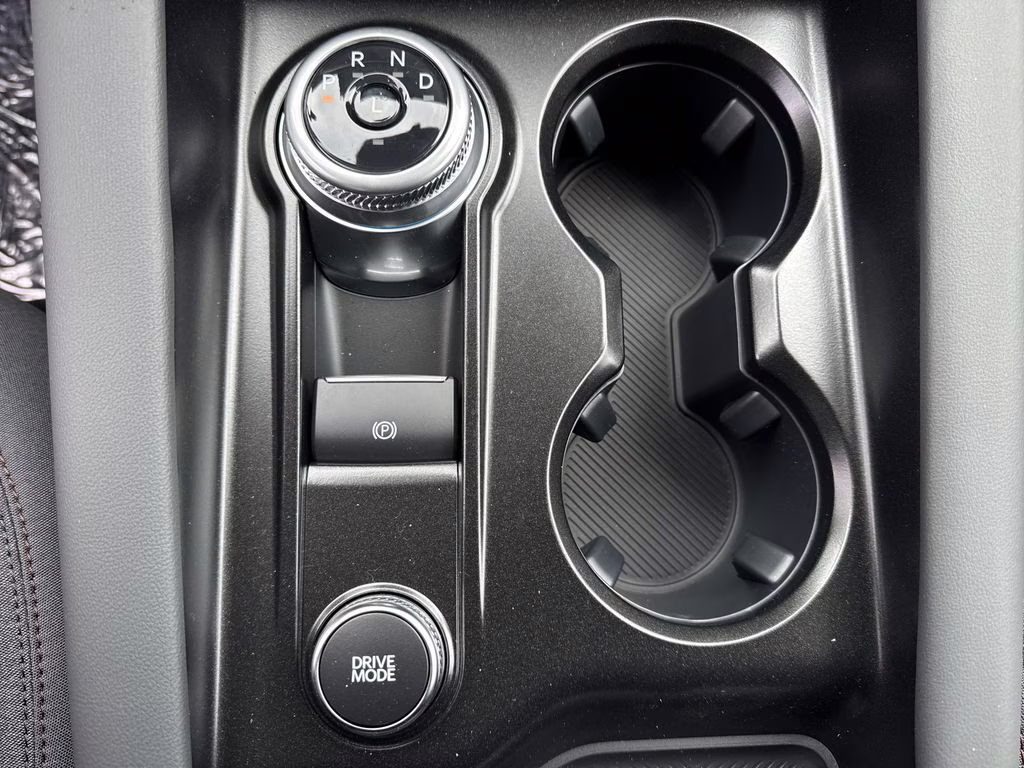 2026 White Metallic Ford Explorer Active RWD SUV