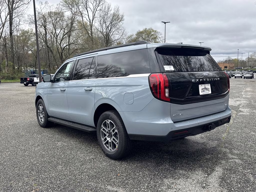 2026 Gray Metallic Ford Expedition Max Active RWD SUV