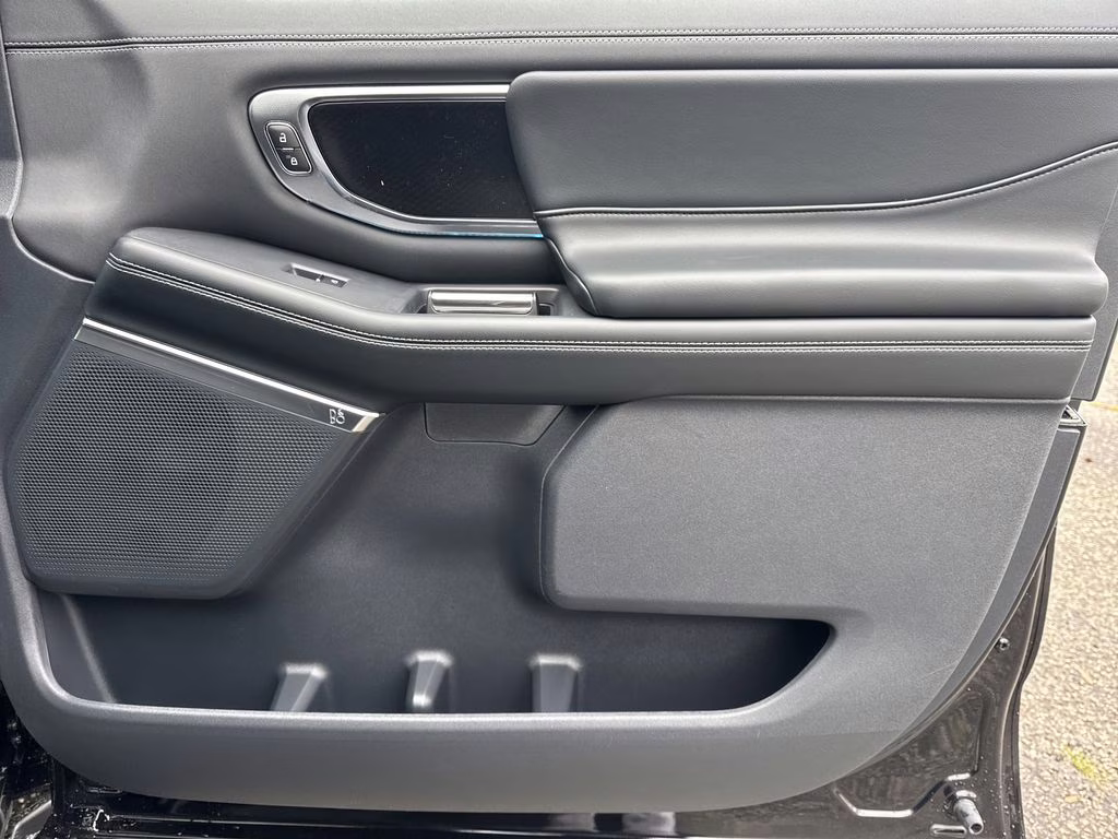 2026 Black Metallic Ford Expedition Max Platinum 4X4 SUV