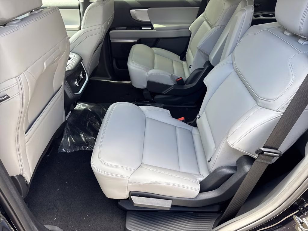 2026 Black Metallic Ford Expedition Active RWD SUV