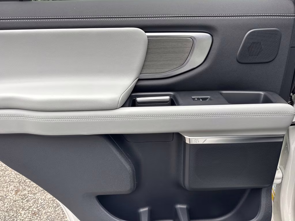 2026 White Metallic Ford Expedition Platinum 4X4 SUV