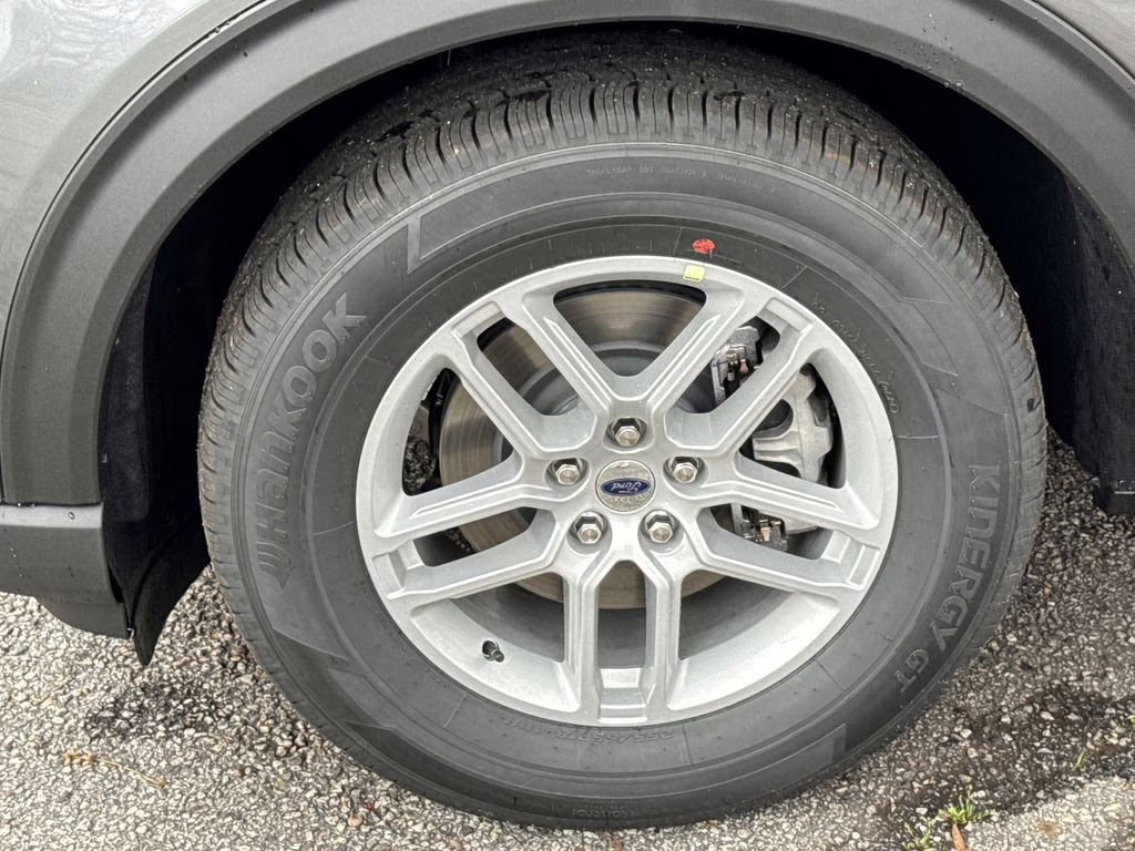 2026 Gray Metallic Ford Explorer Active RWD SUV