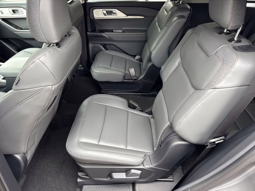 2026 Gray Metallic Ford Explorer Active RWD SUV