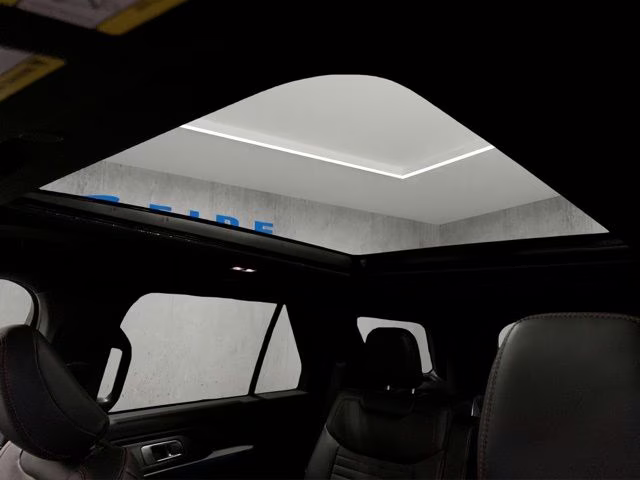 2026 Rapid Red Metallic Tinted Clearcoat Ford Explorer ST-Line 4X4 SUV