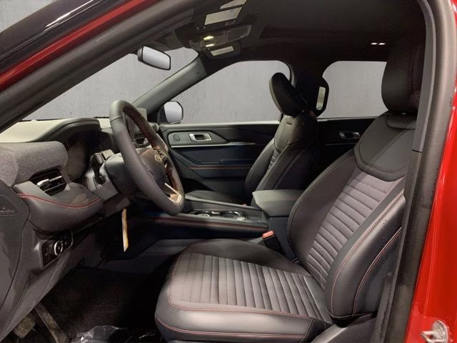 2026 Rapid Red Metallic Tinted Clearcoat Ford Explorer ST-Line 4X4 SUV