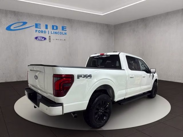 2026 Star White Metallic Tri-Coat Ford F-150 Lariat Black Appearance 4X4 Truck