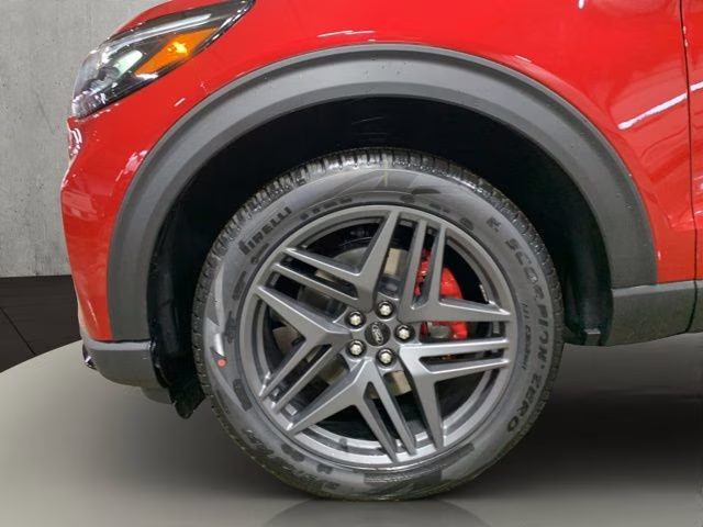 2026 Rapid Red Metallic Tinted Clearcoat Ford Explorer ST-Line 4X4 SUV