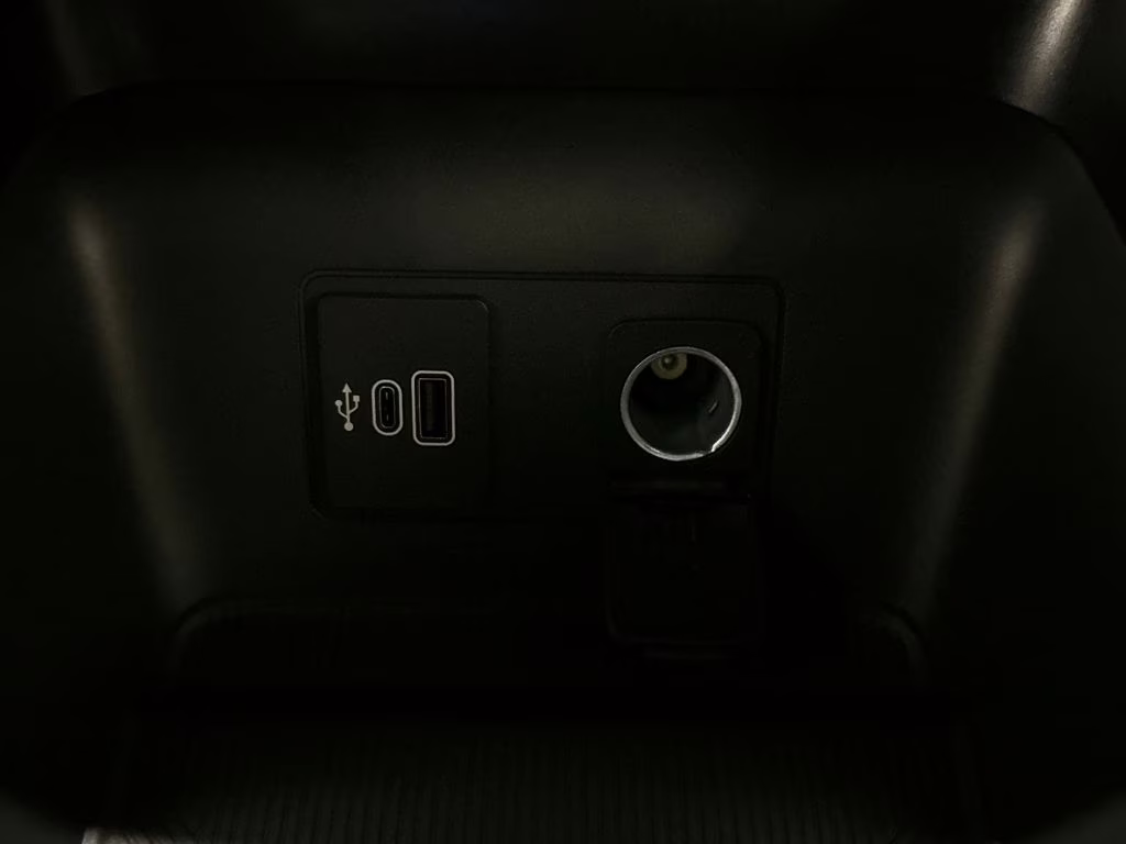 2026 Space White Metallic Ford Explorer Active RWD SUV