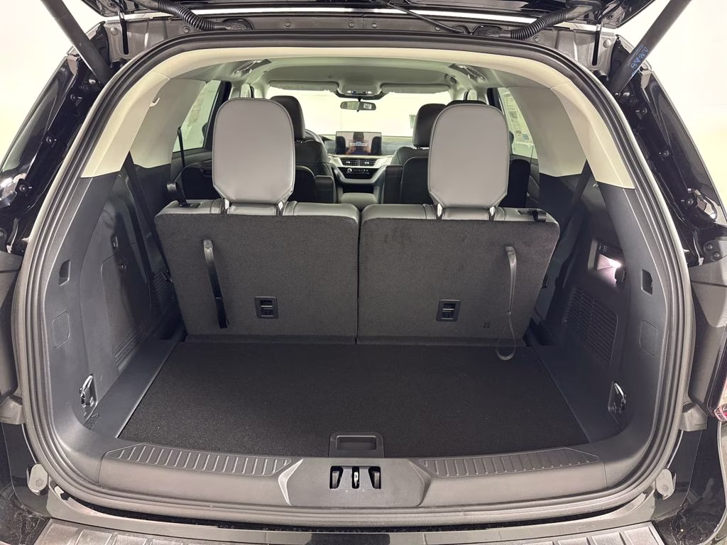 2026 Agate Black Metallic Ford Explorer Active RWD SUV