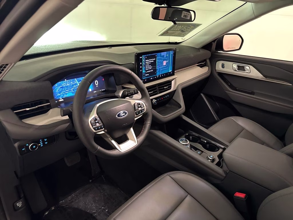 2026 Agate Black Metallic Ford Explorer Active RWD SUV