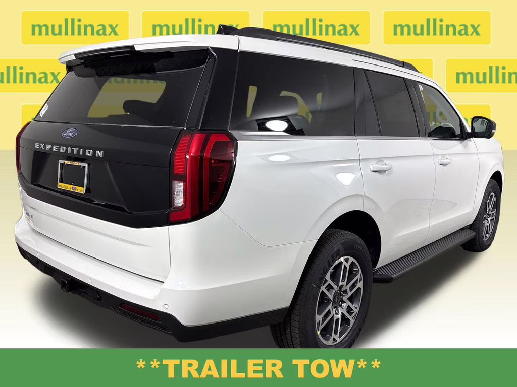2026 Star White Metallic Tri-Coat Ford Expedition Active RWD SUV