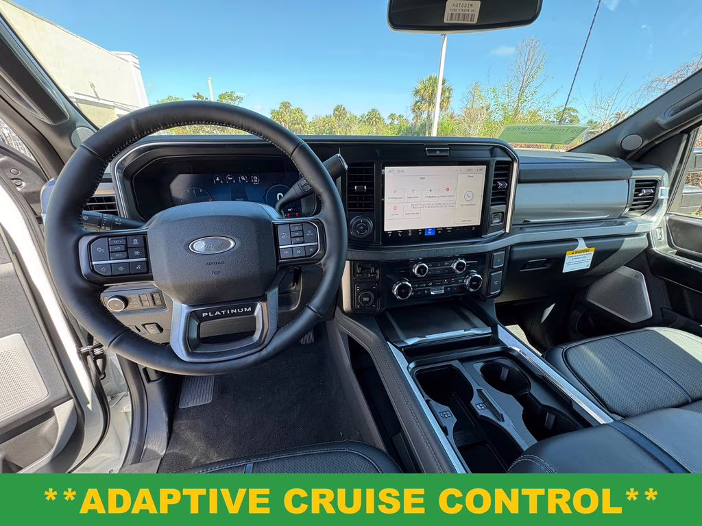 2026 Star White Metallic Tri-Coat Ford Super Duty F-350 SRW Platinum 4X4 Truck