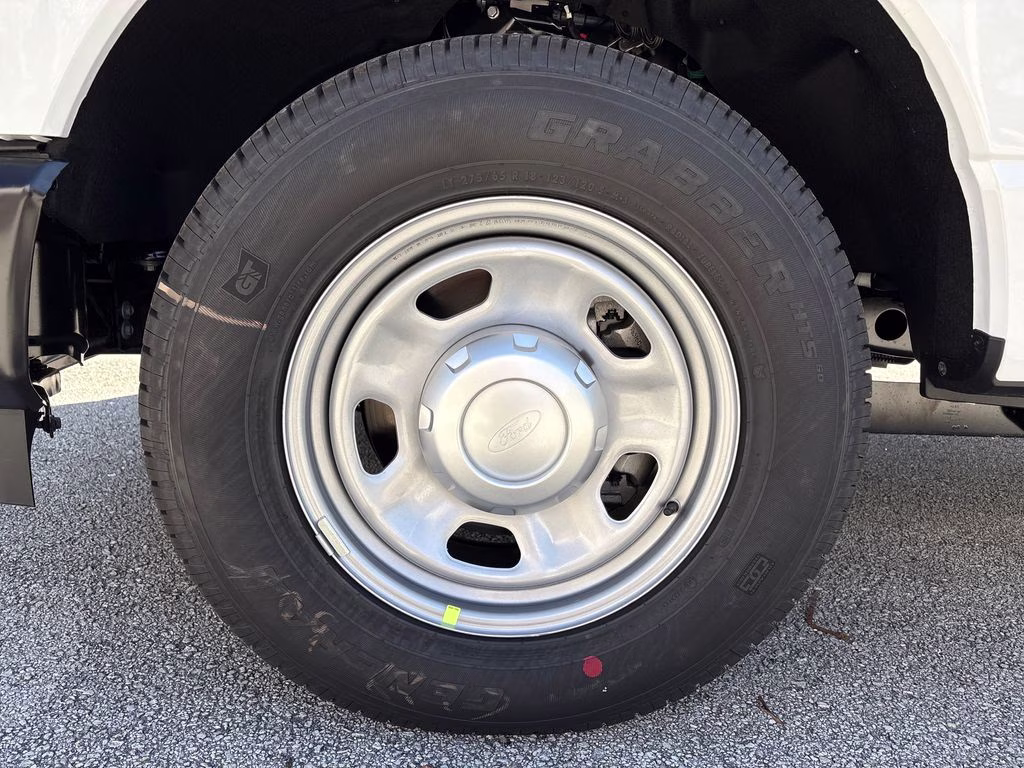 2026 Oxford White Ford Super Duty F-350 SRW XL RWD Truck