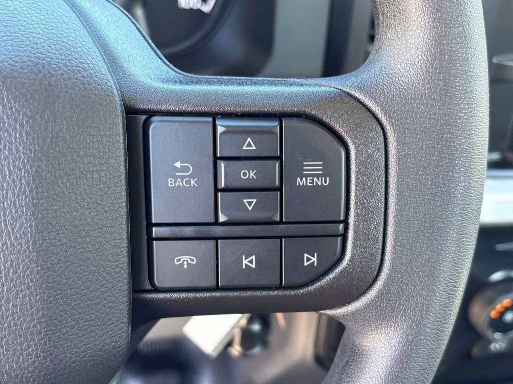 2026 Oxford White Ford Super Duty F-350 SRW XL RWD Truck