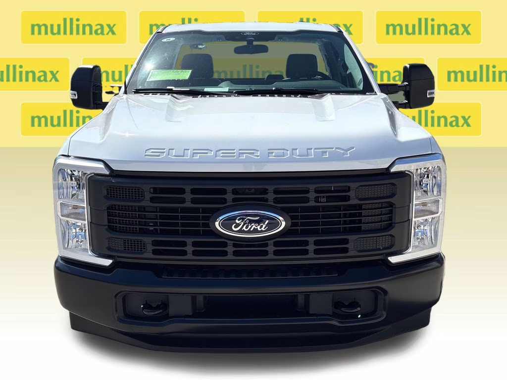2026 Oxford White Ford Super Duty F-350 SRW XL RWD Truck