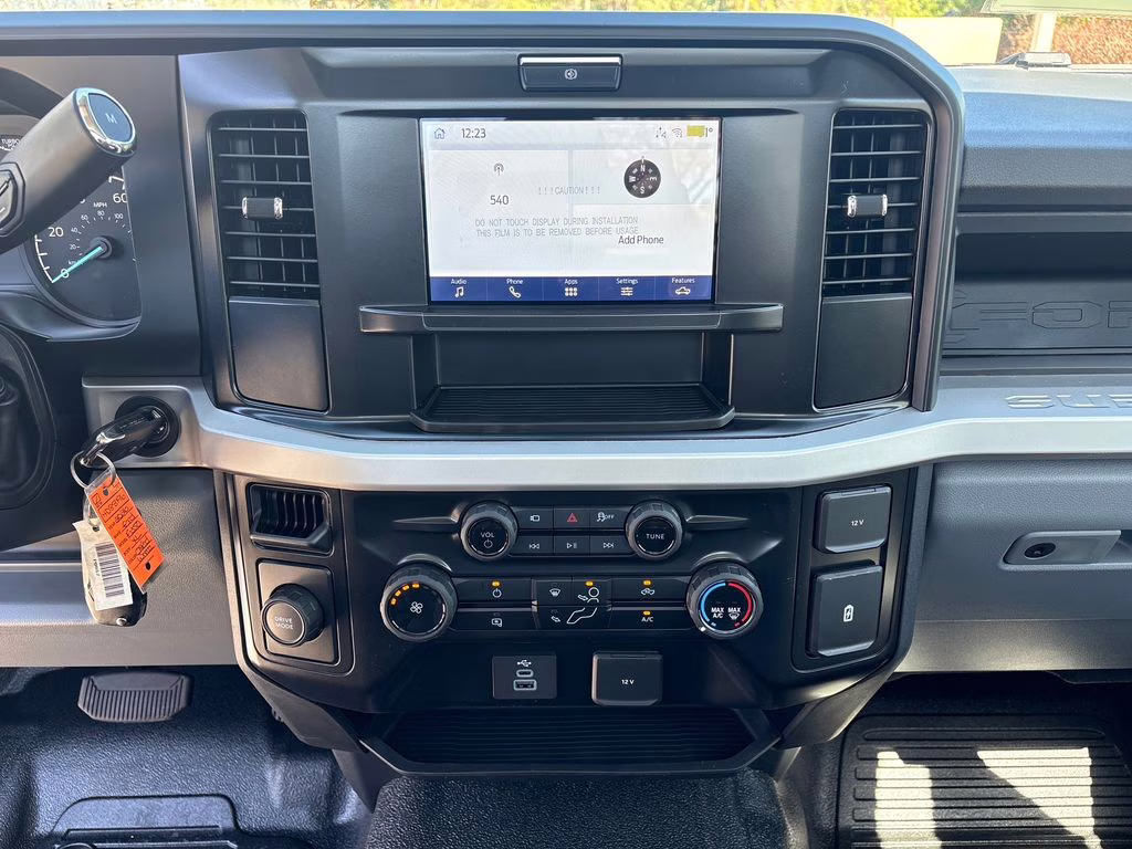 2026 Oxford White Ford Super Duty F-350 SRW XL RWD Truck