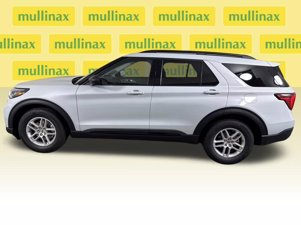 2026 Space White Metallic Ford Explorer Active RWD SUV