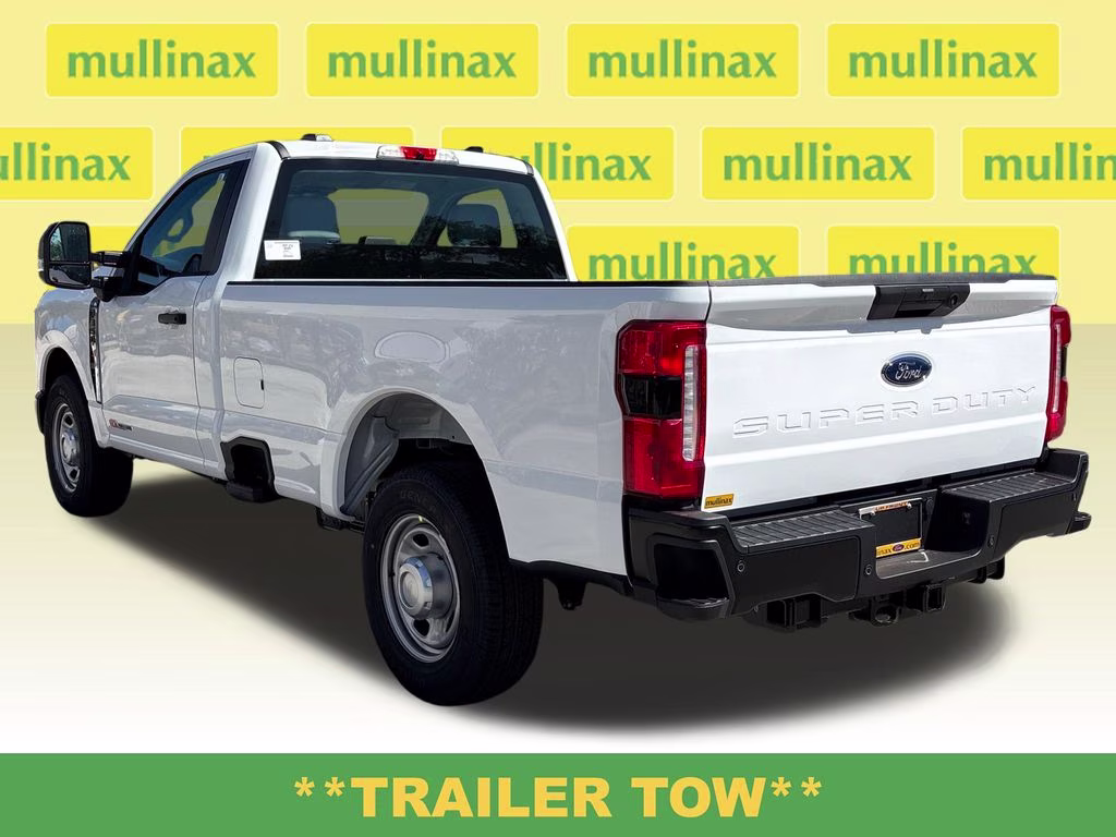 2026 Oxford White Ford Super Duty F-350 SRW XL RWD Truck