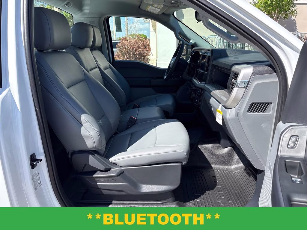 2026 Oxford White Ford Super Duty F-350 SRW XL RWD Truck