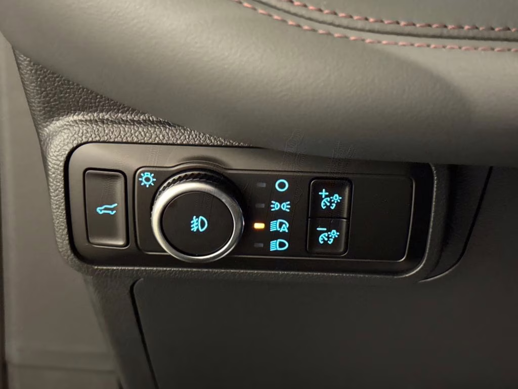 2026 Agate Black Metallic Ford Explorer Active RWD SUV