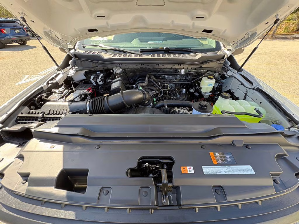 2026 Oxford White Ford Super Duty F-250 SRW XL RWD Truck