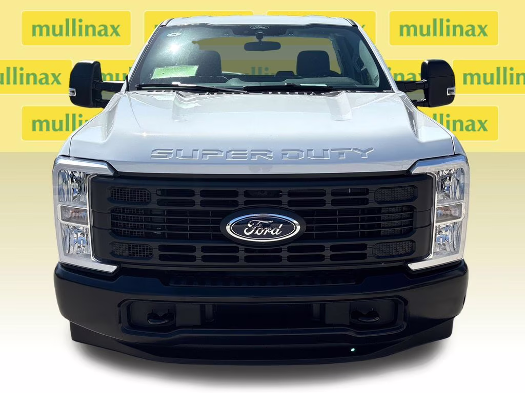 2026 Oxford White Ford Super Duty F-350 SRW XL RWD Truck