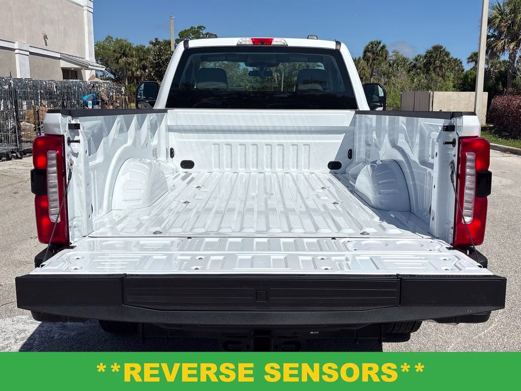 2026 Oxford White Ford Super Duty F-350 SRW XL RWD Truck