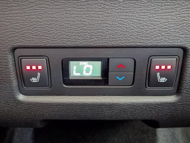 2026 White Diamond Mitsubishi Outlander SEL FWD SUV