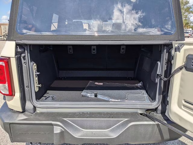 2026 Desert Sand Ford Bronco Base 4X4 SUV