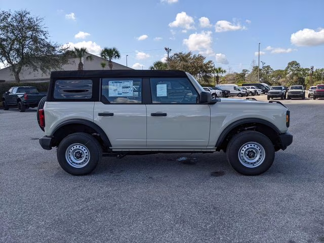 2026 Desert Sand Ford Bronco Base 4X4 SUV